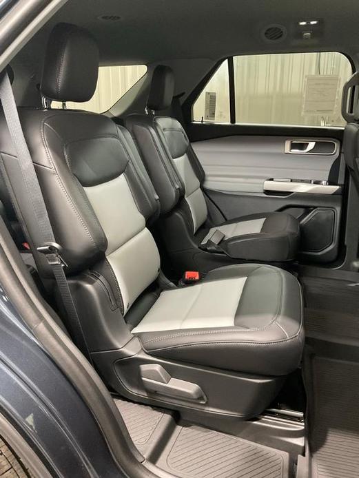 new 2024 Ford Explorer car, priced at $44,880