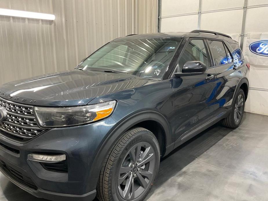 new 2024 Ford Explorer car, priced at $44,880
