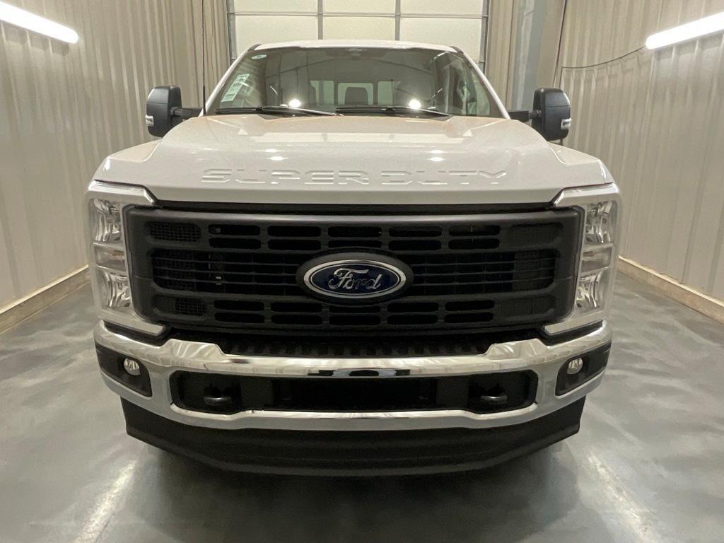 new 2024 Ford F-350 car, priced at $58,985