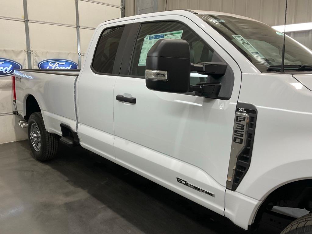 new 2024 Ford F-350 car, priced at $58,985