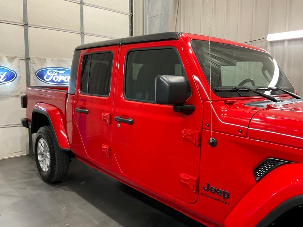 used 2023 Jeep Gladiator car, priced at $30,980