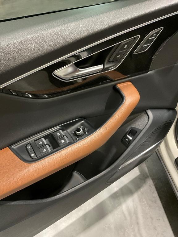 used 2022 Audi Q7 car, priced at $33,750