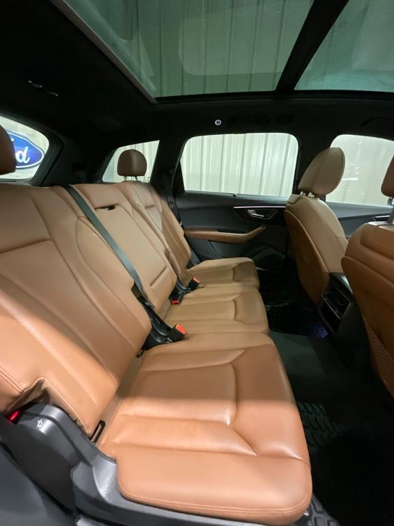 used 2022 Audi Q7 car, priced at $33,750