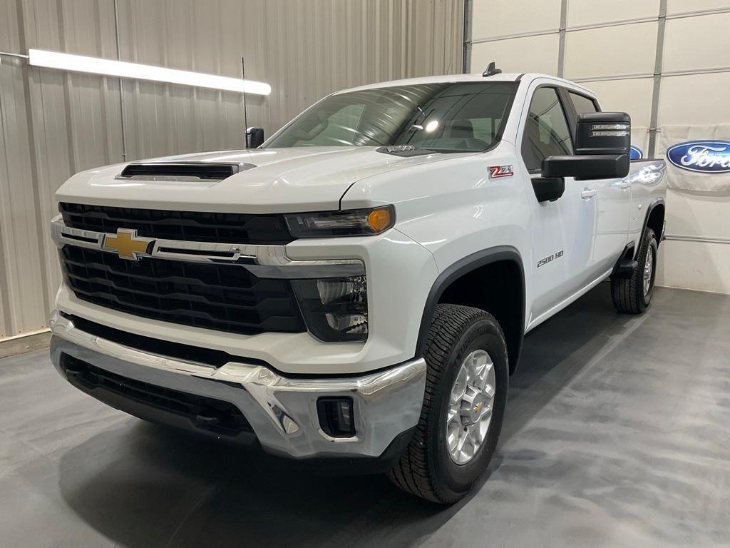 used 2024 Chevrolet Silverado 2500 car, priced at $57,490