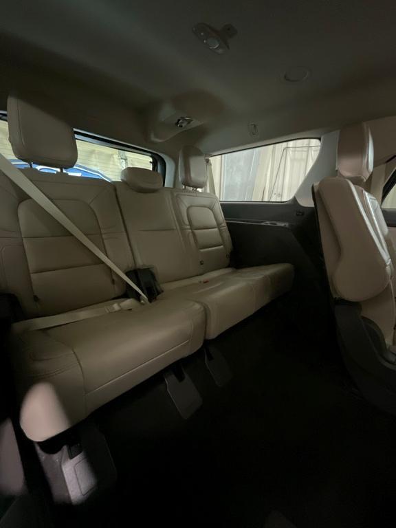 used 2024 Lincoln Navigator L car, priced at $68,800