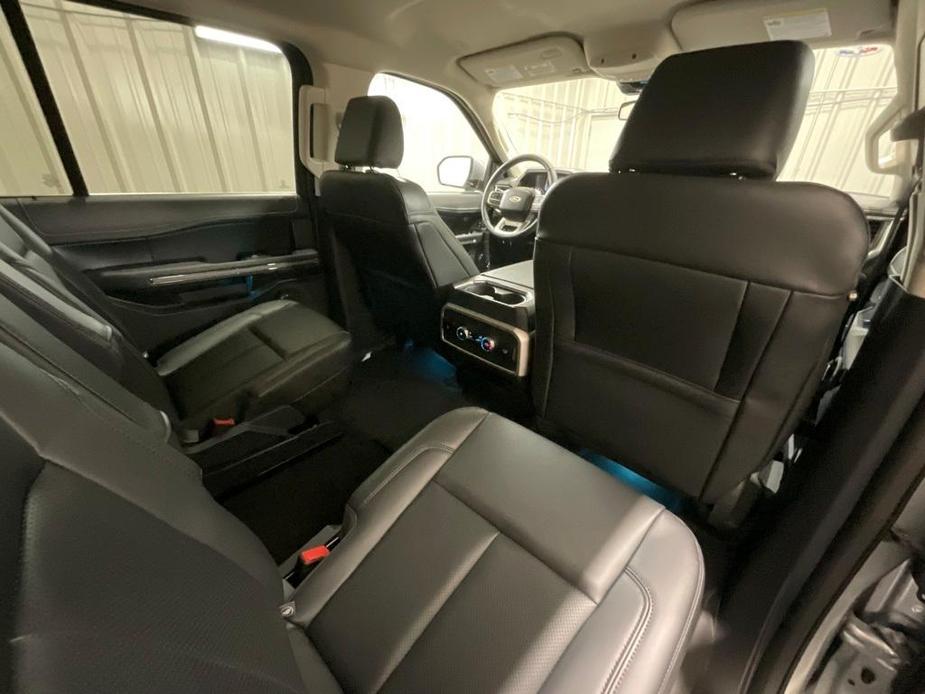 new 2024 Ford Expedition car, priced at $62,998