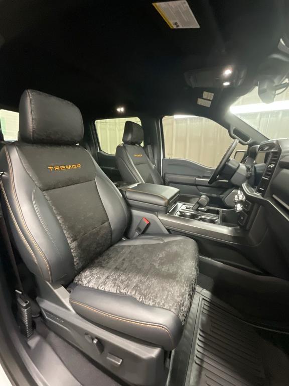 new 2025 Ford F-150 car, priced at $61,155
