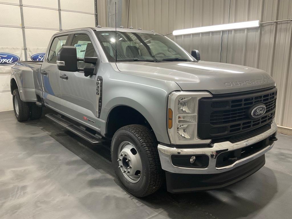 new 2024 Ford F-350 car, priced at $71,915