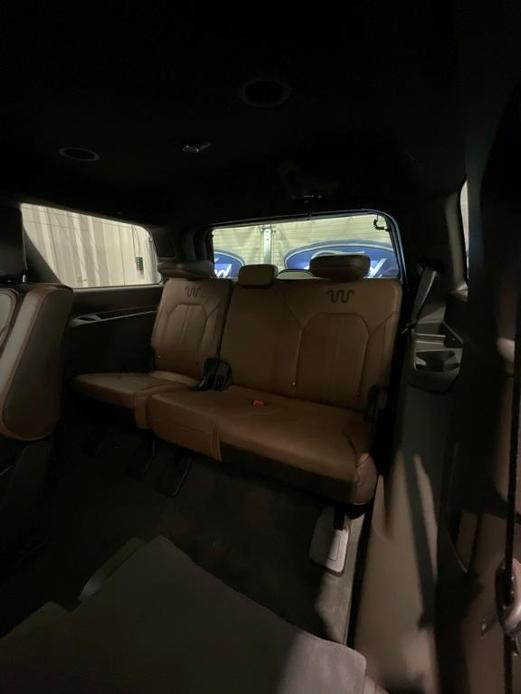 new 2024 Ford Expedition car, priced at $77,990