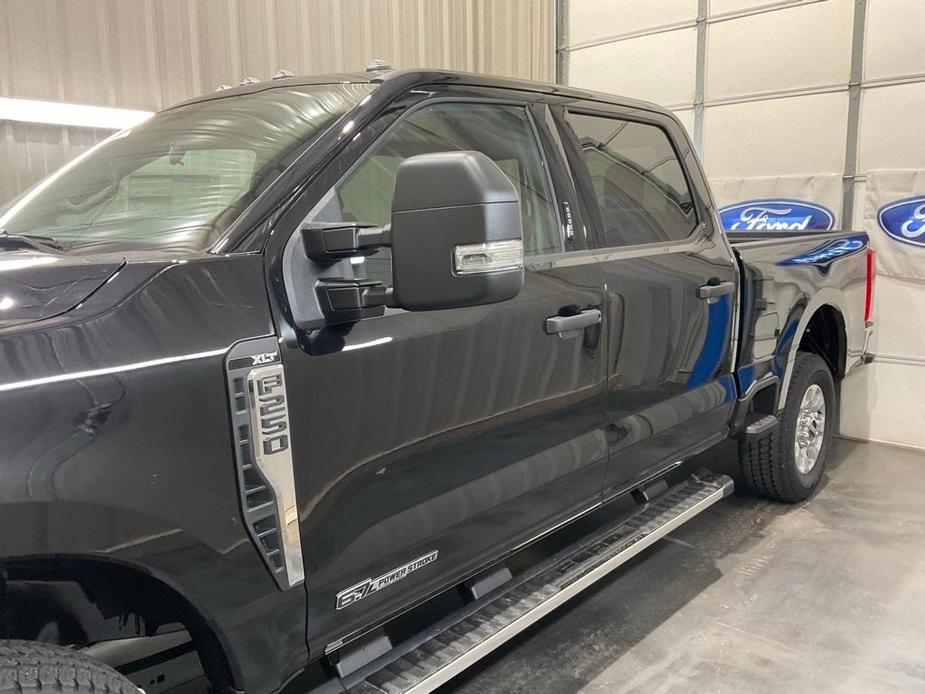 new 2024 Ford F-250 car, priced at $66,585