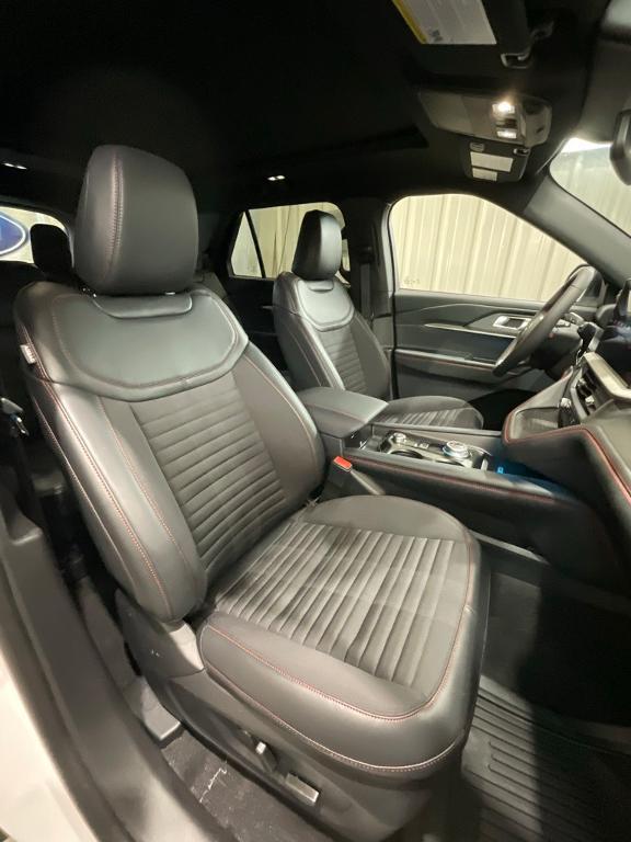 new 2025 Ford Explorer car, priced at $53,481