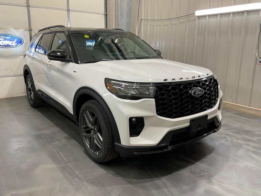 new 2025 Ford Explorer car, priced at $53,481