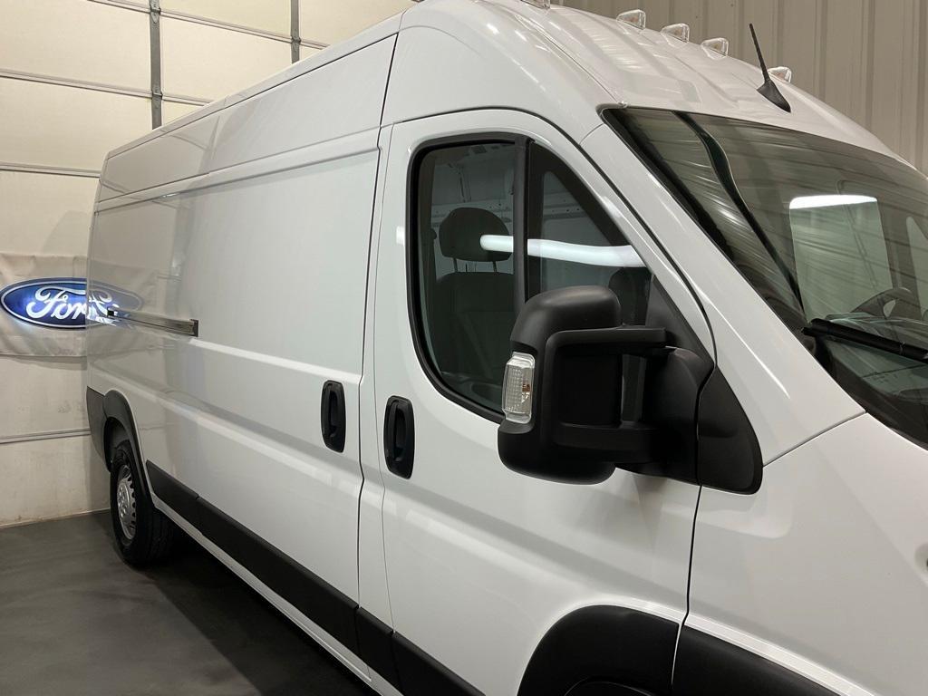 used 2024 Ram ProMaster 2500 car, priced at $34,890