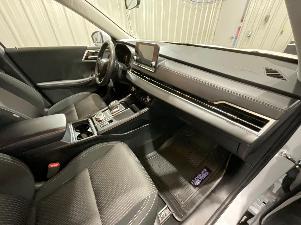 used 2024 Mitsubishi Outlander car, priced at $24,300