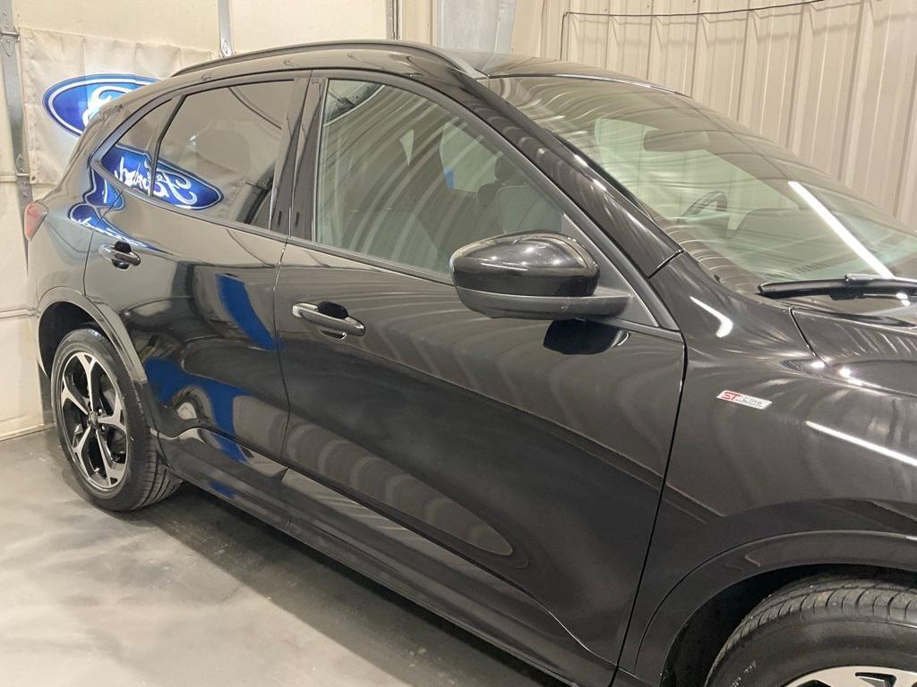 used 2023 Ford Escape car, priced at $25,350