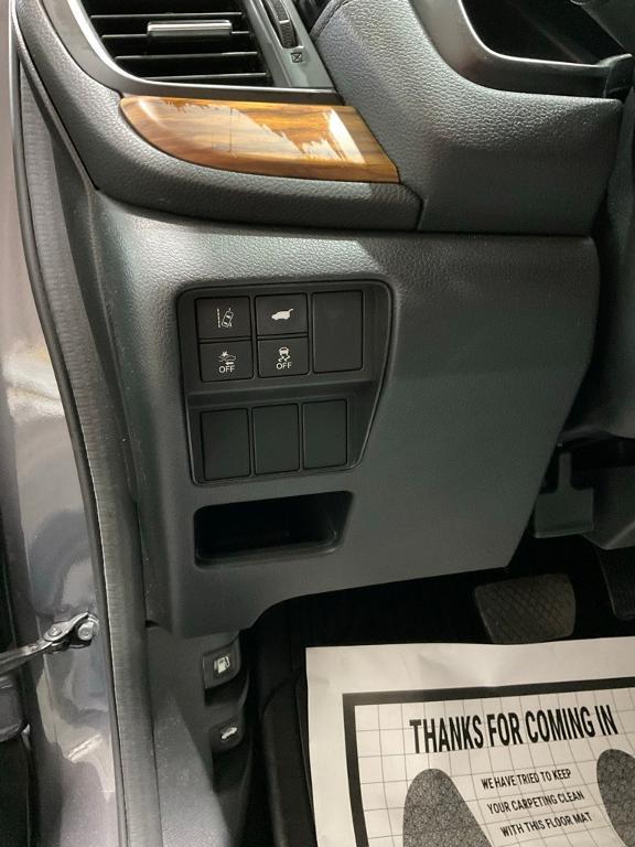 used 2017 Honda CR-V car, priced at $18,900