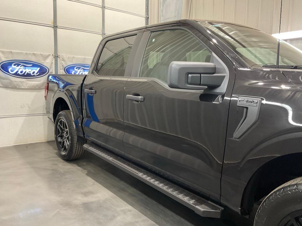 new 2024 Ford F-150 car, priced at $46,245