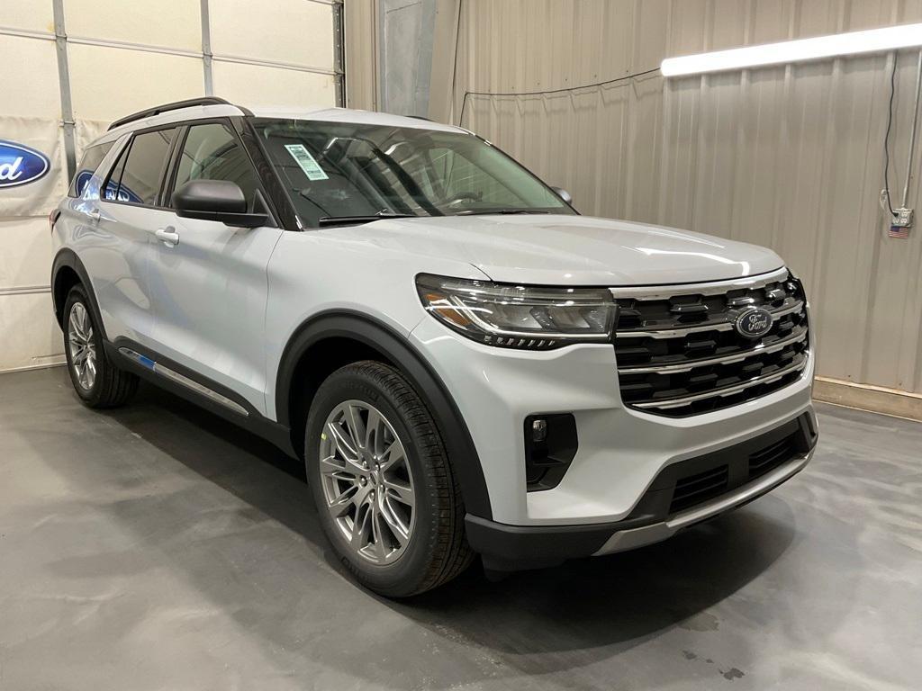 new 2025 Ford Explorer car, priced at $45,285