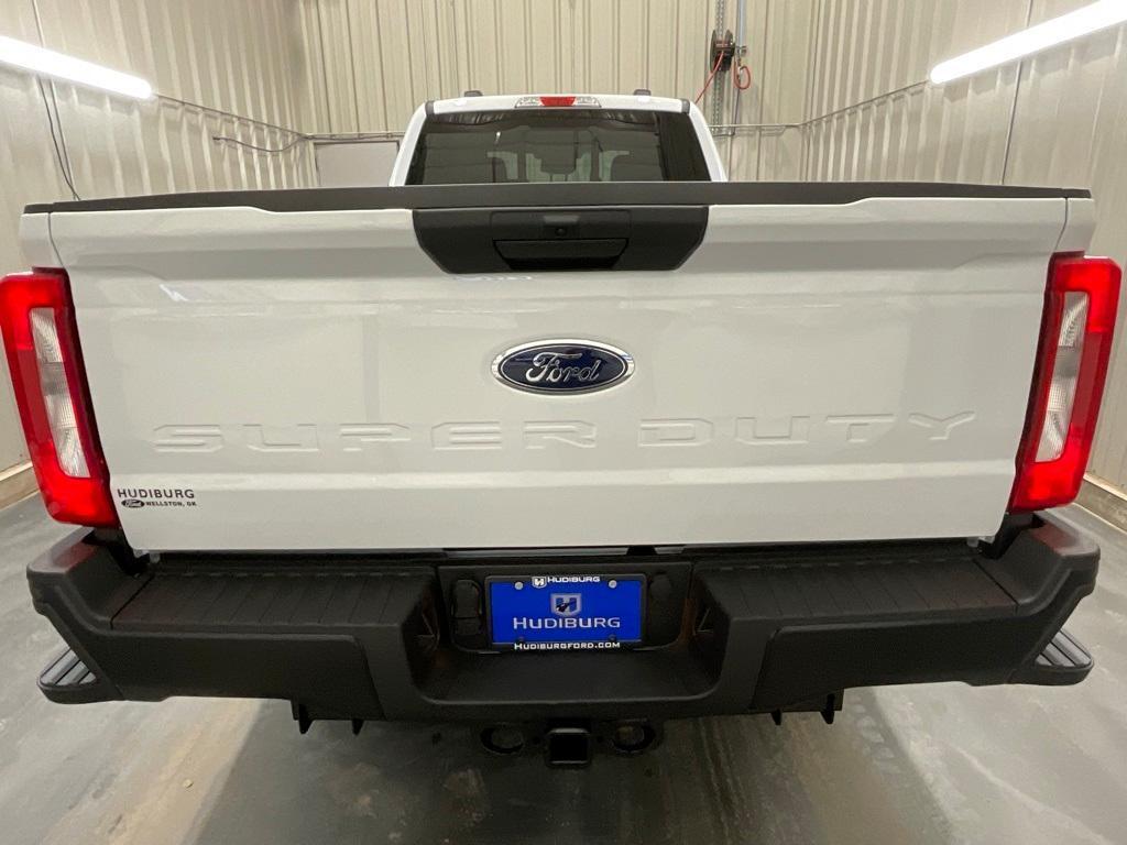 new 2025 Ford F-250 car, priced at $47,753