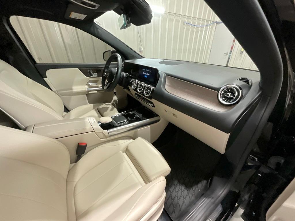 used 2021 Mercedes-Benz GLA 250 car, priced at $24,980