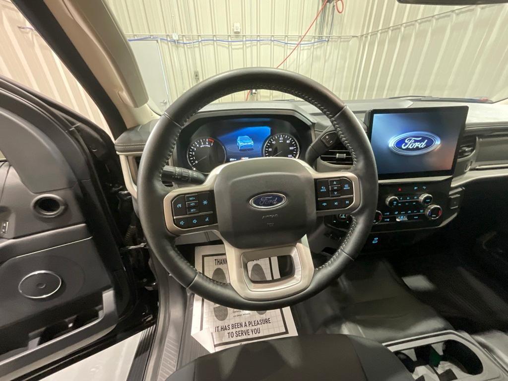 used 2022 Ford Expedition car, priced at $46,490