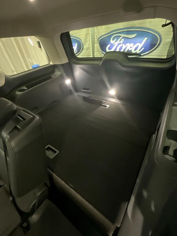 used 2022 Ford Expedition car, priced at $46,490