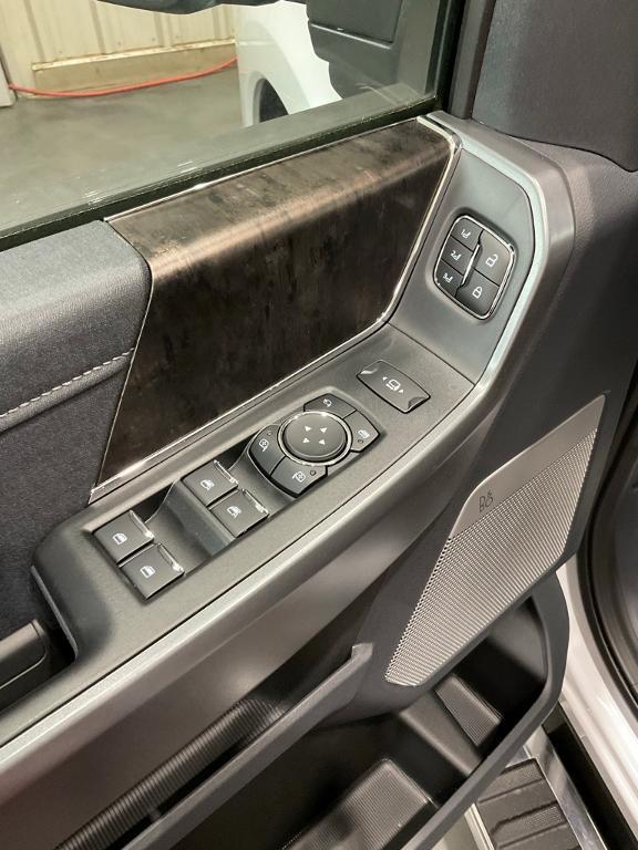 new 2025 Ford F-250 car, priced at $77,506
