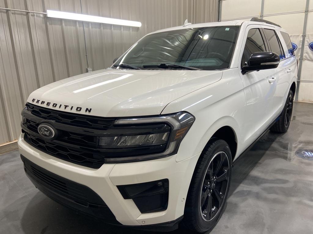 used 2022 Ford Expedition car, priced at $48,250