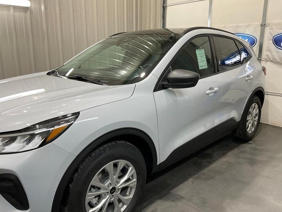 new 2025 Ford Escape car, priced at $30,430