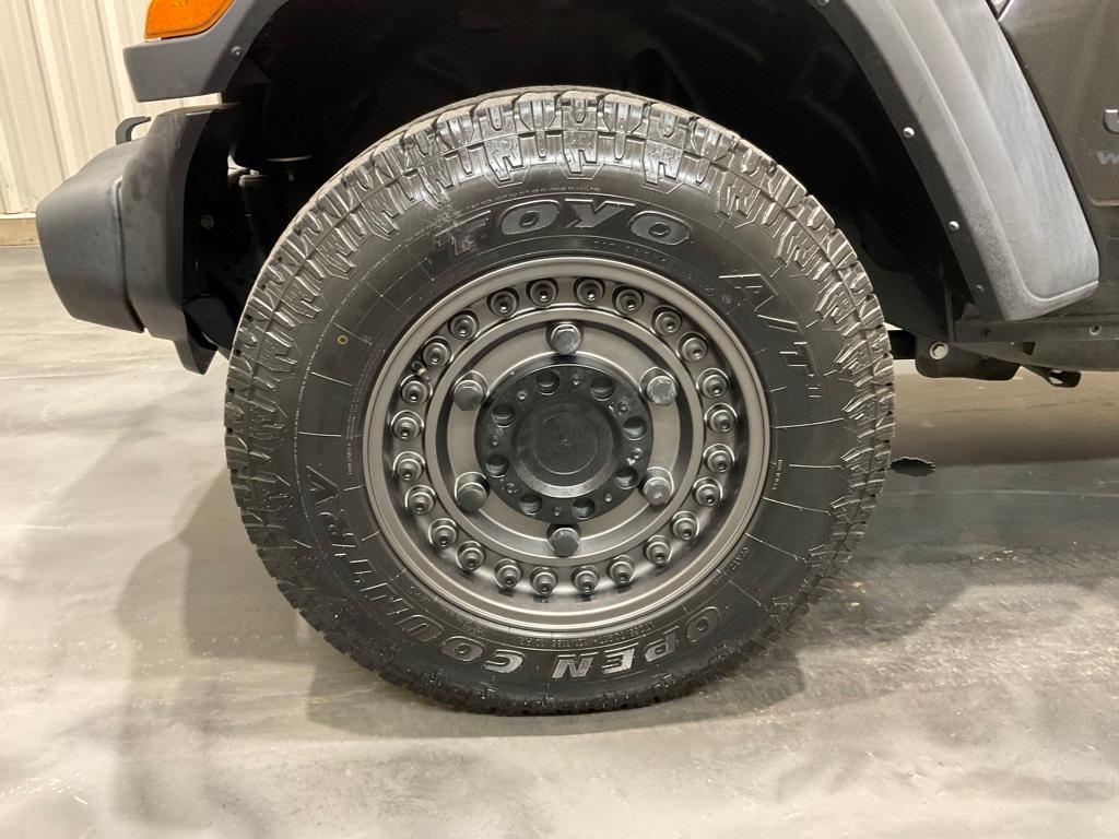 used 2022 Jeep Wrangler Unlimited car, priced at $27,990