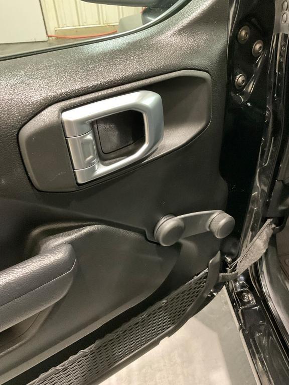 used 2022 Jeep Wrangler Unlimited car, priced at $27,990