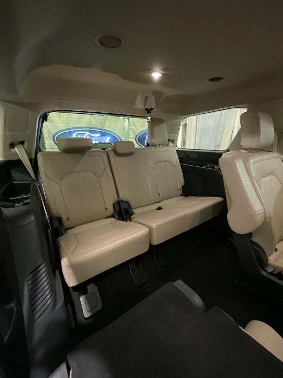 used 2024 Ford Expedition car, priced at $52,980