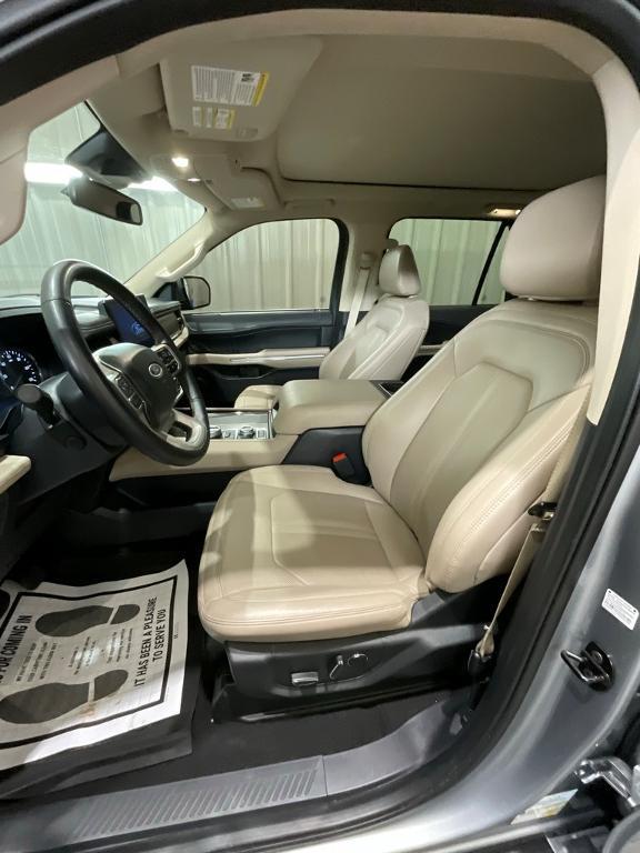 used 2024 Ford Expedition car, priced at $52,980
