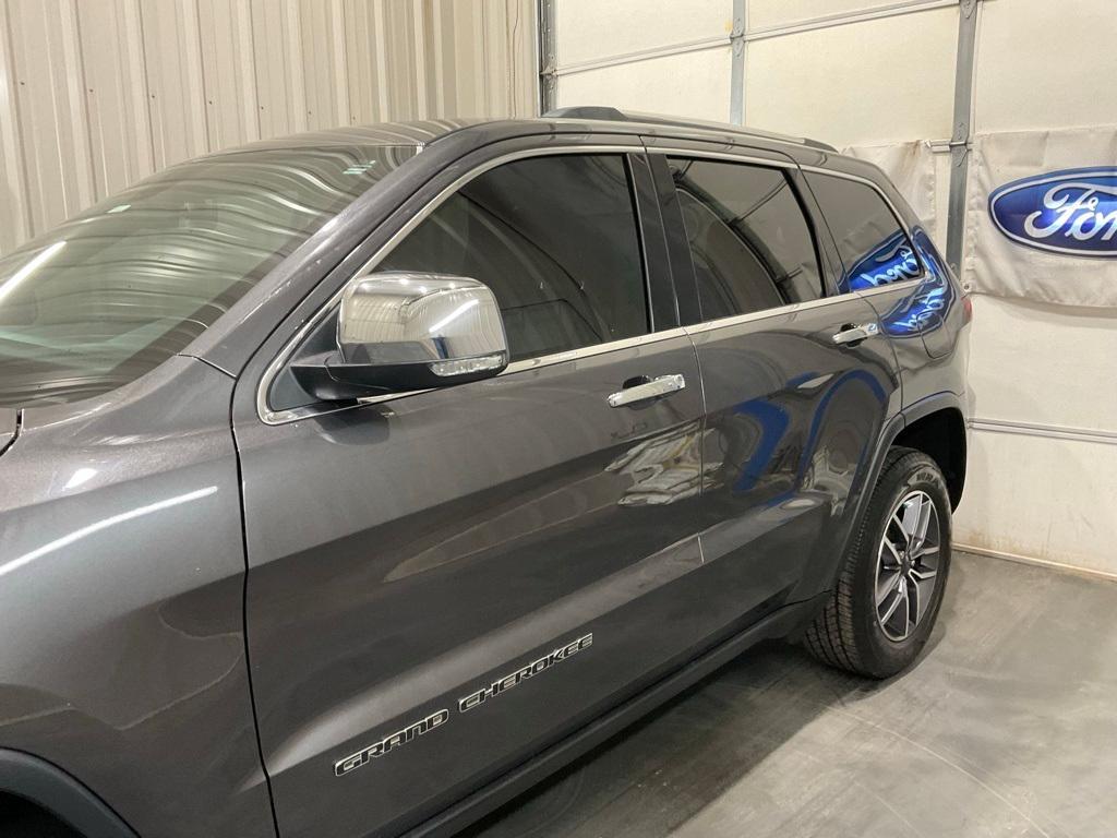 used 2020 Jeep Grand Cherokee car, priced at $18,800