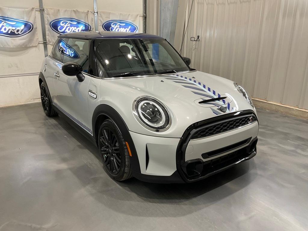 used 2022 MINI Hardtop car, priced at $24,990