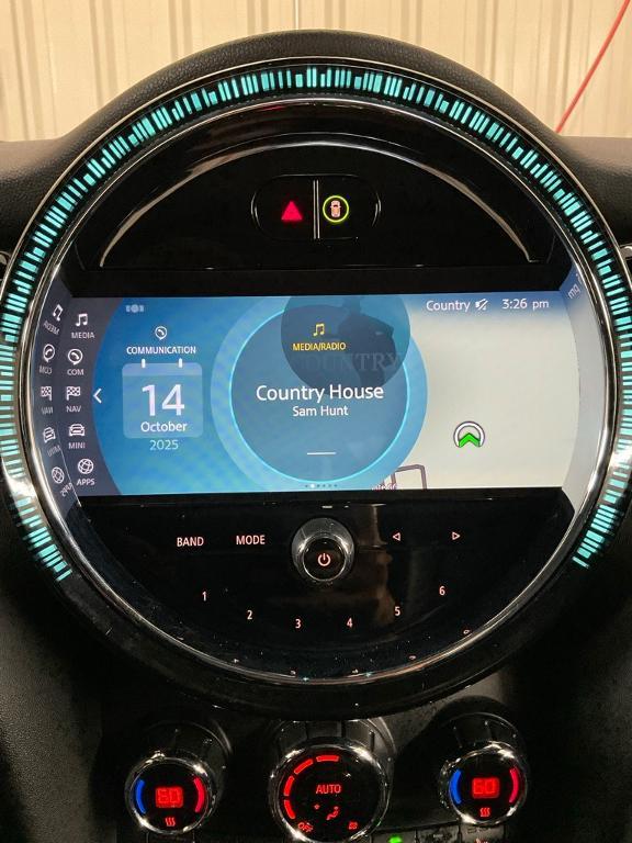used 2022 MINI Hardtop car, priced at $24,990