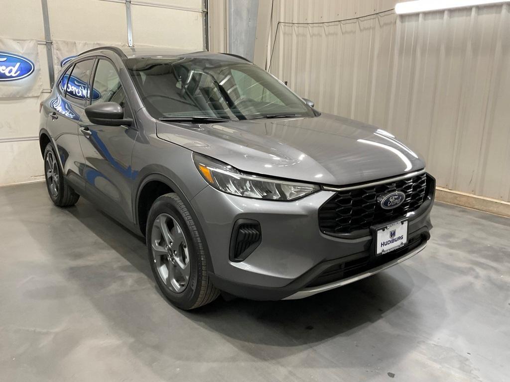used 2025 Ford Escape car, priced at $25,470