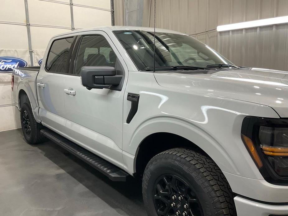 new 2024 Ford F-150 car