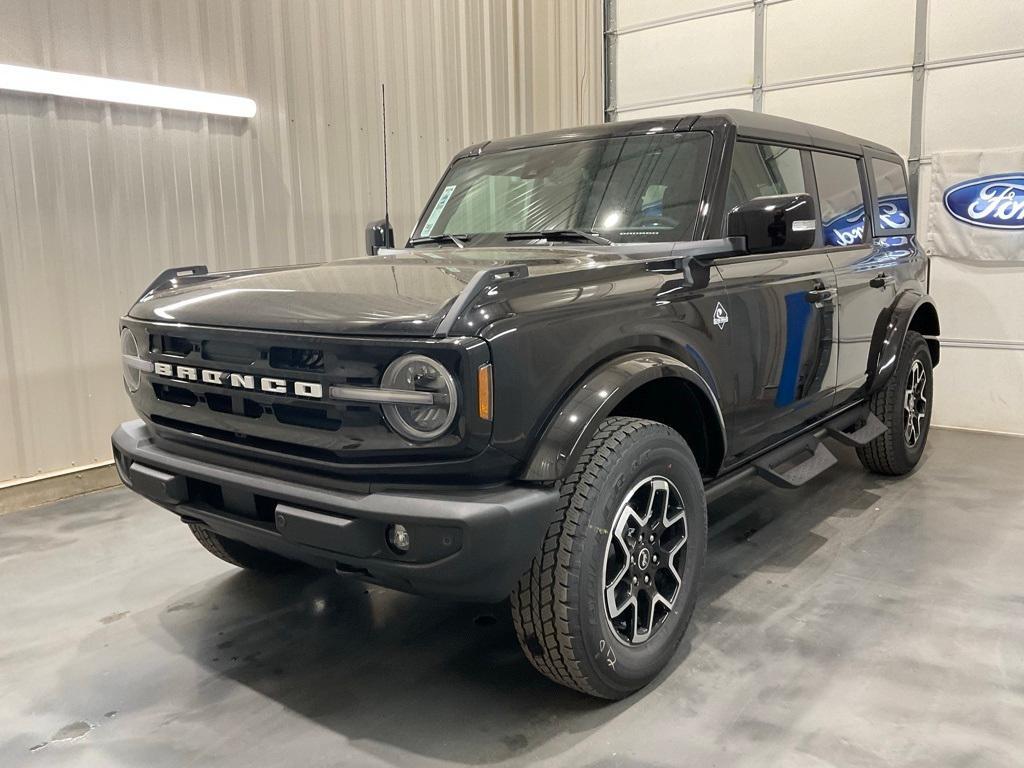 new 2024 Ford Bronco car, priced at $49,174