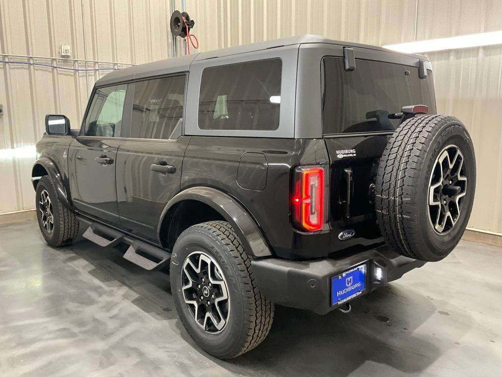 new 2024 Ford Bronco car, priced at $49,174