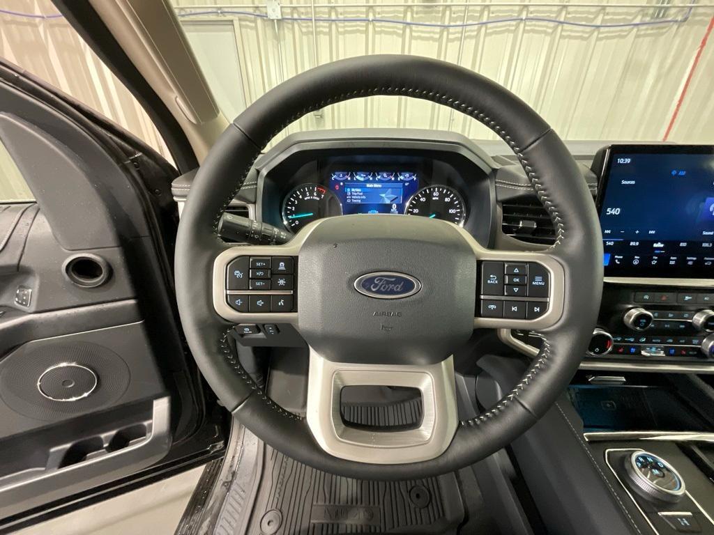 new 2024 Ford Expedition Max car, priced at $69,595