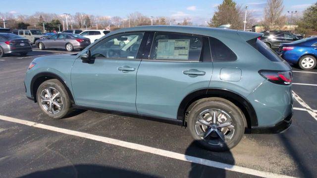 new 2025 Honda HR-V car, priced at $32,850