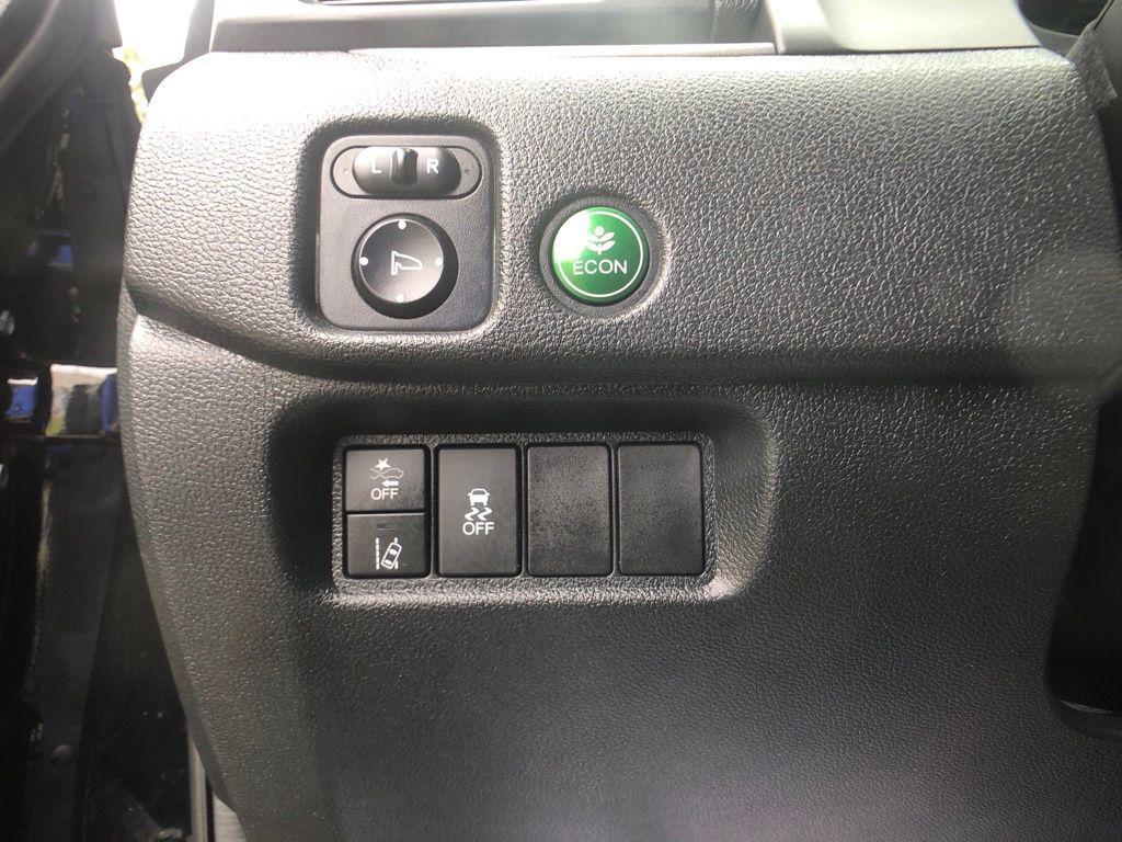used 2022 Honda Pilot car, priced at $31,434