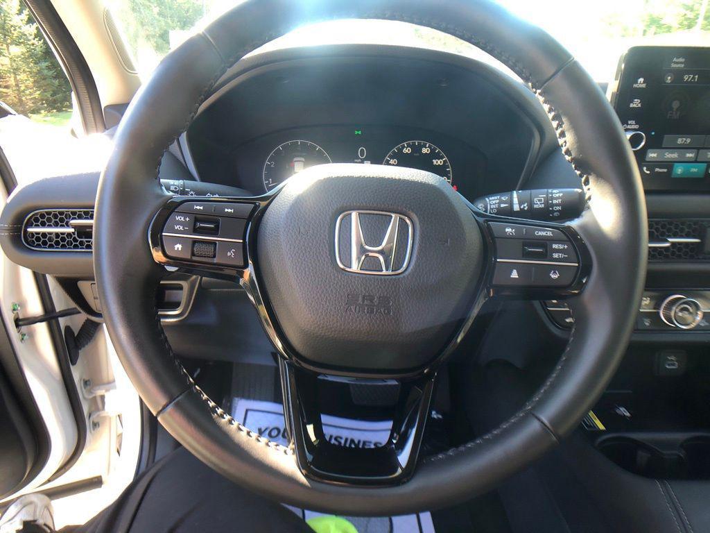 used 2025 Honda HR-V car, priced at $31,699