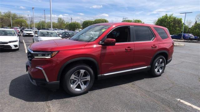 new 2025 Honda Pilot car, priced at $47,450