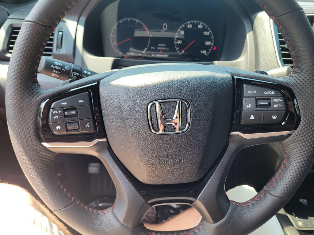 new 2025 Honda Ridgeline car, priced at $48,450