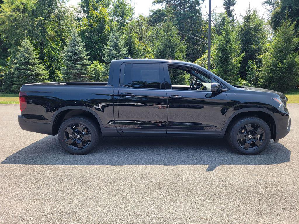 new 2025 Honda Ridgeline car, priced at $48,450