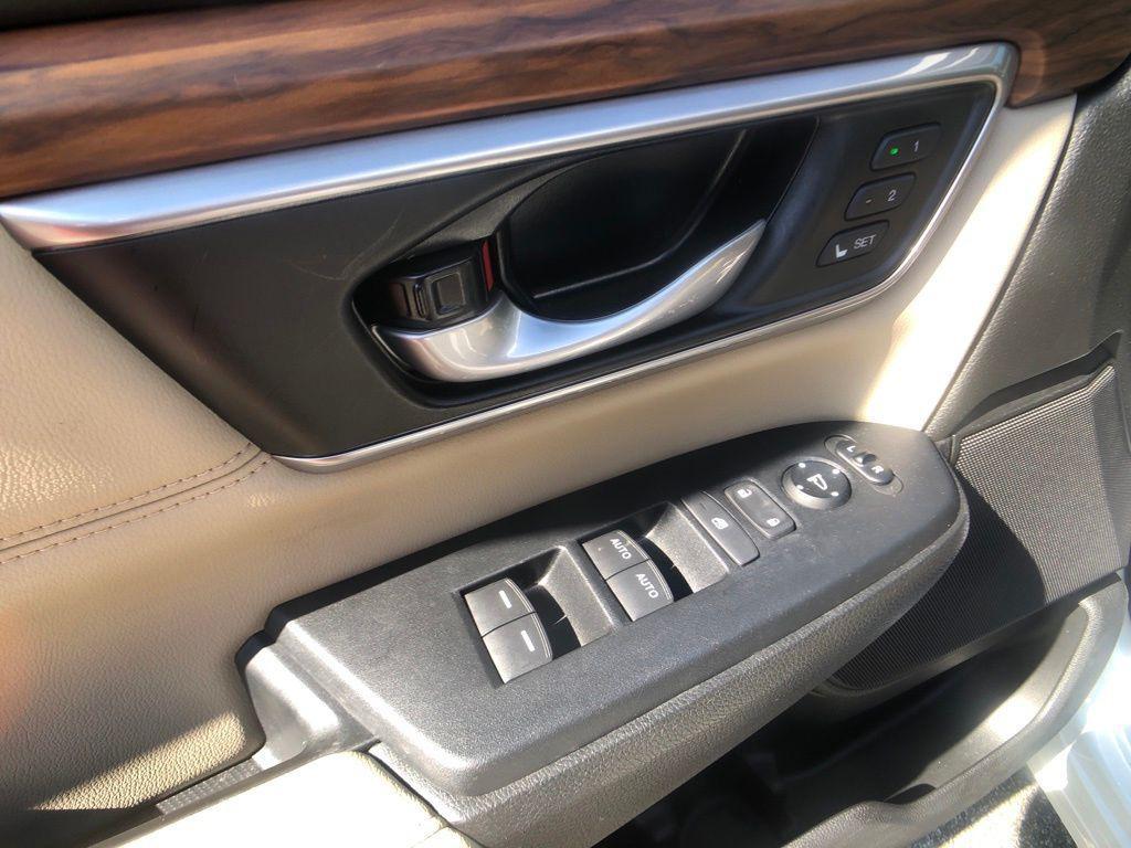 used 2022 Honda CR-V car, priced at $31,985