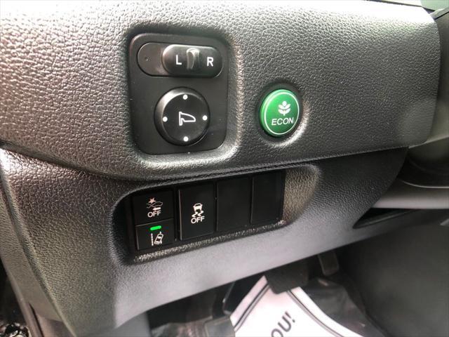 used 2022 Honda Pilot car, priced at $33,353