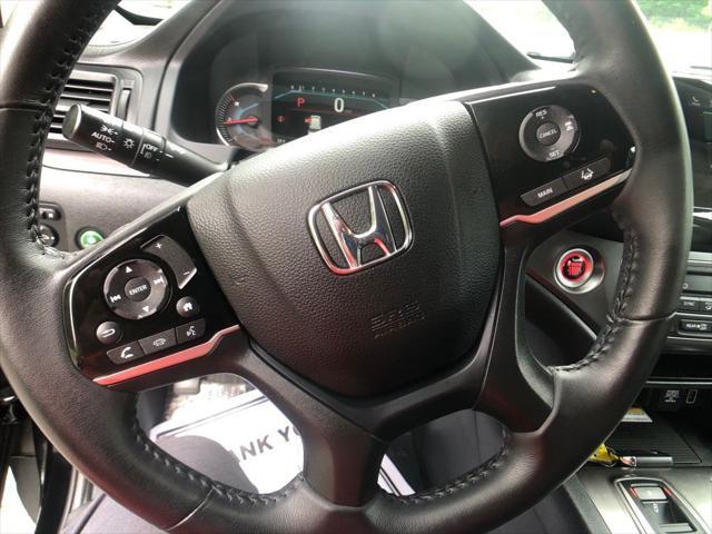 used 2022 Honda Pilot car, priced at $33,353